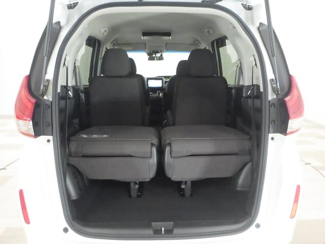 フリードハイブリッド ハイブリッド・Ｇホンダセンシング　／純正９インチナビ／１１．６インチ後席モニター／前後ドラレコ／シートヒータ／サイドカーテンＳＲＳ／ドアバイザー／ＬＥＤライト／アクティブコーナーリングライト／ワンオーナー／オートリトラミラー／ＨＤＭＩ（26枚目）