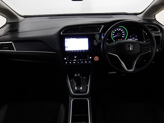 シャトル ハイブリッドＸホンダセンシング　／８インチナビ／ＬＥＤフォグ／障害物センサー／オートハイビーム／パドルシフト／合皮コンビシート／シートヒータ／サイドカーテンＳＲＳ／ＥＴＣ／ＡＣＣ／フルセグ／ＡｐｐｌｅＣａｒＰｌａｙ／ＢＴＡ／ＵＳＢ（11枚目）