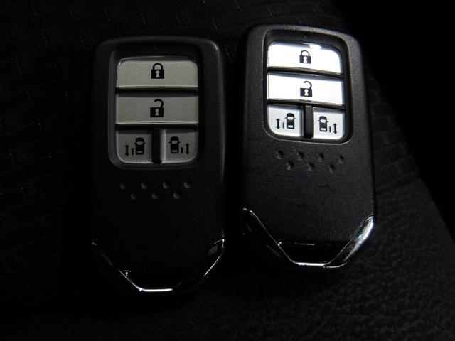 ステップワゴンスパーダ スパーダホンダセンシング　／純正ナビ／前後ドラレコ／パドルシフト／ワンオーナー／禁煙／ＥＴＣ２．０／ＡＣＣ／プラズマクラスター／オートリトラミラー／アクティブコーナーリングライト／シートバックテーブル／フルセグＴＶ／リヤカメラ（20枚目）