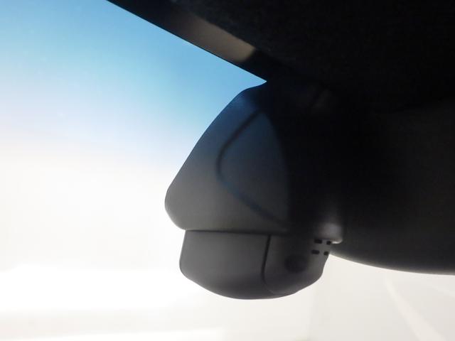 N-BOXカスタム Lターボ /後期型/純正ナビ/前後ドラレコ/障害物センサー/電子パーキング/ブレーキホールド/アレルクリーンシート/合皮シート/シートヒータ/ETC2.0/オートリトラミラー/サイドカーテンSRS/パドルシフト(4枚目)