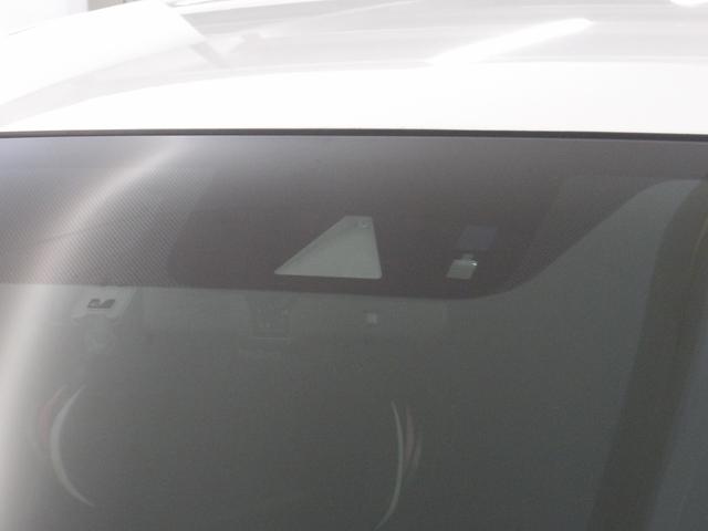 シビック ハッチバック /6速MT/無限スタイリングセット&エキゾーストマフラー&フルバケットシート&ハンドル&ドアバイザー/ワンオーナー/純正ナビ/前後ドラレコ/ETC2.0/オートハイビーム/フルセグTV/USB/VSA(21枚目)