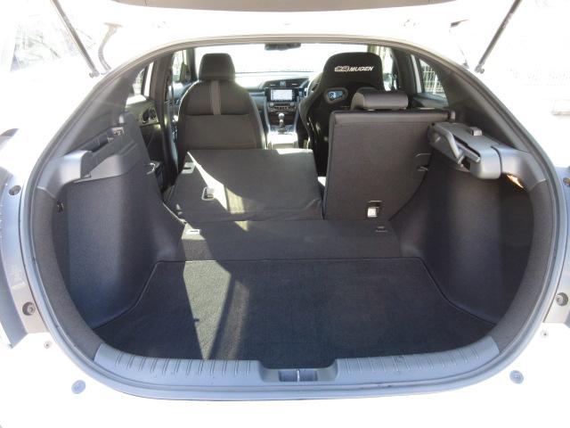 シビック ハッチバック /6速MT/無限スタイリングセット&エキゾーストマフラー&フルバケットシート&ハンドル&ドアバイザー/ワンオーナー/純正ナビ/前後ドラレコ/ETC2.0/オートハイビーム/フルセグTV/USB/VSA(33枚目)