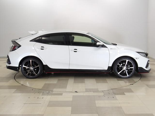 シビック ハッチバック /6速MT/無限スタイリングセット&エキゾーストマフラー&フルバケットシート&ハンドル&ドアバイザー/ワンオーナー/純正ナビ/前後ドラレコ/ETC2.0/オートハイビーム/フルセグTV/USB/VSA(35枚目)