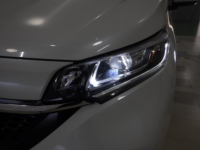 フリード Ｇ・ホンダセンシング　９インチナビ／１２インチ後席モニター／前後ドラレコ／シートヒータ／ＨＤＭＩ＆ＵＳＢ端子／プライムスムースコンビシート／ドアバイザー／プラズマクラスター／ＬＥＤアクティブコーナーリングライト／純正アルミ（24枚目）