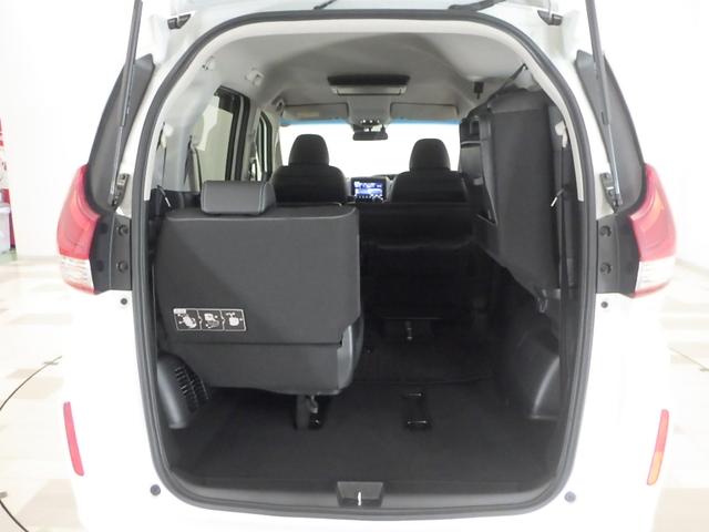 フリード Ｇ・ホンダセンシング　９インチナビ／１２インチ後席モニター／前後ドラレコ／シートヒータ／ＨＤＭＩ＆ＵＳＢ端子／プライムスムースコンビシート／ドアバイザー／プラズマクラスター／ＬＥＤアクティブコーナーリングライト／純正アルミ（32枚目）