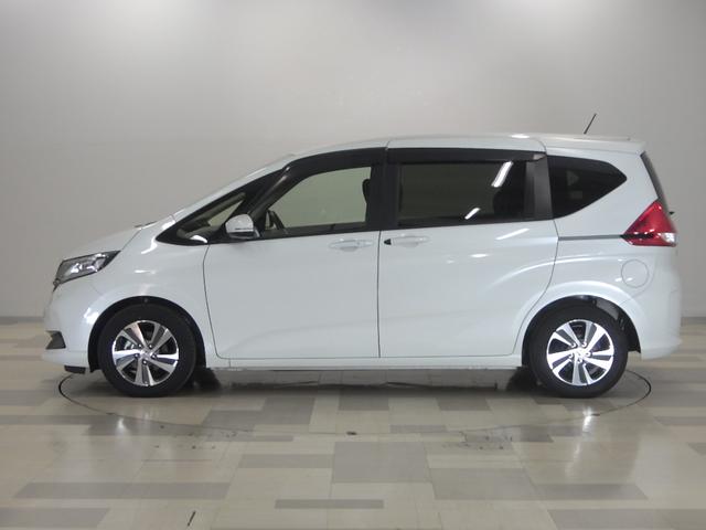 フリード Ｇ・ホンダセンシング　９インチナビ／１２インチ後席モニター／前後ドラレコ／シートヒータ／ＨＤＭＩ＆ＵＳＢ端子／プライムスムースコンビシート／ドアバイザー／プラズマクラスター／ＬＥＤアクティブコーナーリングライト／純正アルミ（36枚目）