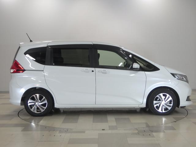 フリード Ｇ・ホンダセンシング　９インチナビ／１２インチ後席モニター／前後ドラレコ／シートヒータ／ＨＤＭＩ＆ＵＳＢ端子／プライムスムースコンビシート／ドアバイザー／プラズマクラスター／ＬＥＤアクティブコーナーリングライト／純正アルミ（37枚目）