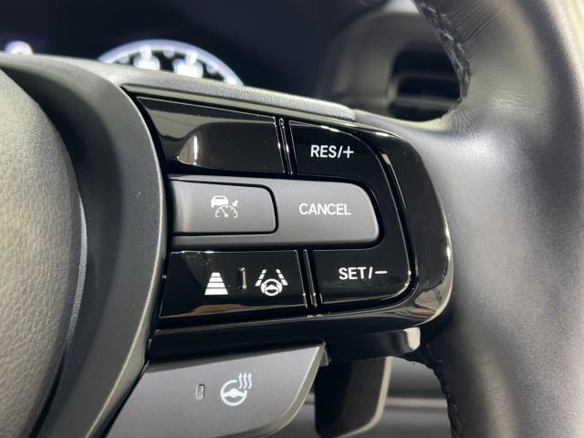 ヴェゼル ｅ：ＨＥＶＺ　／ホンダセンシング／９インチコネクトナビ／社外前後ドラレコ／ハンドル＆シートヒータ／コードレス充電／ワンオーナー／禁煙／障害物センサー／オートハイビーム／ハンズフリーアクセスパワーテールゲート／ＶＳＡ（16枚目）