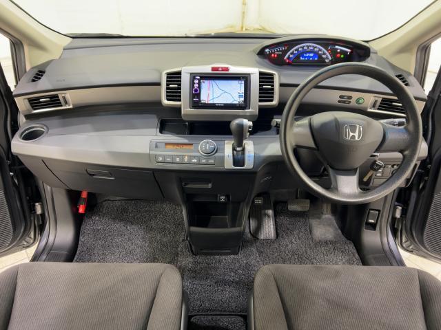 フリード Ｇエアロ　助手席エアバッグ　インテリキー　キーレスエントリ　エアバック　横滑防止装置（11枚目）