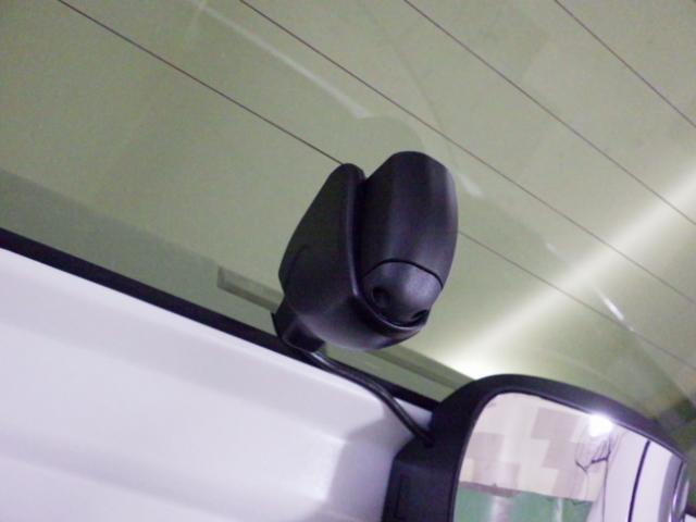 Ｎ－ＢＯＸカスタム Ｌターボスタイル＋ブラック　／８インチナビ／前後ドラレコ／電子Ｐ／ブレーキホールド／パドルシフト／ＥＴＣ２．０／ＡＣＣ／アレルクリーンシート／リヤ障害物センサー／ブラック塗装アルミ／シートヒータ／オートハイビーム／ＢＴＡ／ＵＳＢ（9枚目）