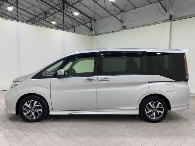 ステップワゴンスパーダ スパーダホンダセンシング　盗難防止　助手席エアバッグ　ワンオーナ－　Ｗパワスラ　記録簿有　地デジ　サイドエアバッグ　ＬＥＤライト　横滑り防止システム　オートエアコン　リアカメラ　ナビ＆ＴＶ　ＥＴＣ付（23枚目）