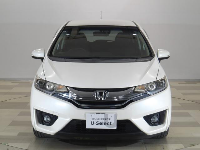 フィットハイブリッド Ｆパッケージ　ワンオーナー／禁煙／衝突軽減ブレーキ／ＣＤプレイヤー／ドアバイザー／ＬＥＤヘッドライト／オートライト／フォグライト／サイドカーテンＳＲＳ／スマートキー／横滑抑制機能／整備記録簿／走行距離無制限１年保証（24枚目）