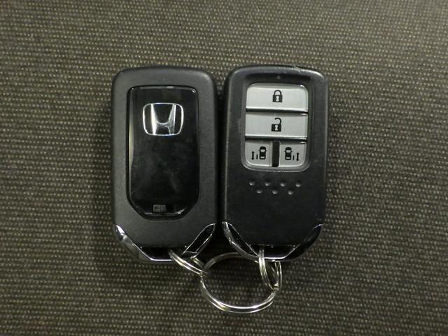 ステップワゴン Ｇホンダセンシング　／純正ナビ／後席モニター／マルチビューカメラ／ワンオーナー／禁煙／サイドカーテンＳＲＳ／ＬＥＤライト／ドアバイザー／シートバックテーブル／ロールサンシェード／ＡＣＣ／ＥＴＣ／プラズマクラスター／ＶＳＡ（18枚目）