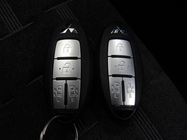 �J�M���o�b�O��|�P�b�g�ɓ��ꂽ�܂܂ł��h�A���b�N�̊J��G���W���n�����ł���X�}�[�g�L�[�t���I�Â��Ȃ��Ă��L�[����{���K�v�������ƂĂ��֗��Ől�C�̑����ł��I�戵�������ƃ����e�i���X�m�[�g���t���Ă��܂�