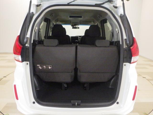 �׎��͗e�ʂ̑傫�������ł͂Ȃ��A�J�����̒Ⴓ�ɂ���������Ă��܂��B�d�����̂����������グ��K�v���Ȃ��̂ŁA�ו��̐ςݍ��݂��X���[�Y�ɂł��܂��ˁB