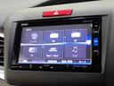 ホンダ純正ギャザズナビVXM-185VFiを装備。AppleCarPlay/AM/FM/CD・DVD再生/Bluetoothオーディオ/フルセグTV/録音再生機能がご利用いただけます