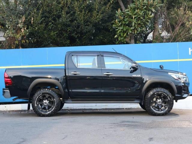 2.4 Z ディーゼルターボ 4WD Z(5枚目)