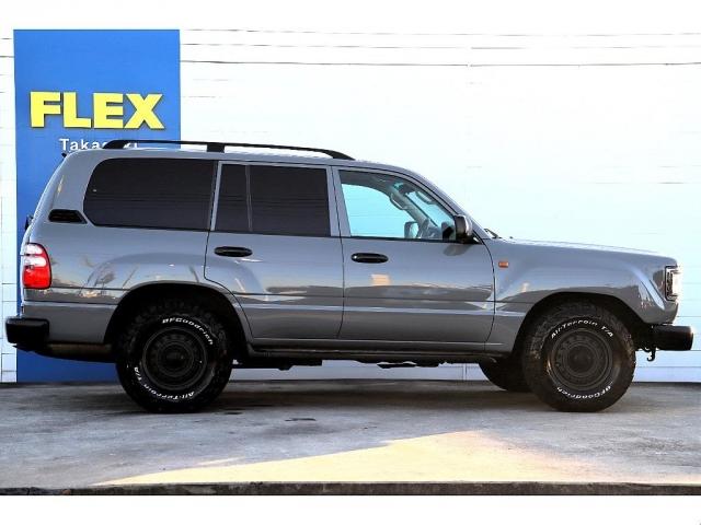 ランドクルーザー１００ ＶＸリミテッド　ＦＬＥＸオリジナルカスタム　Ｒｅｎｏｃａ１０６　角目フェイス　ムーンウォークグレー　リアゲートスムージング施工　ＤＥＡＮコロラドホイール　ＢＦＧタイヤ　パナソニック１０インチナビ　バックカメラ　ＥＴＣ（4枚目）