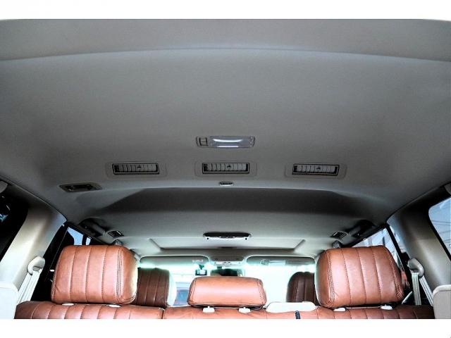 ランドクルーザー１００ ＶＸリミテッド　ＦＬＥＸオリジナルカスタム　Ｒｅｎｏｃａ１０６　角目フェイス　ムーンウォークグレー　リアゲートスムージング施工　ＤＥＡＮコロラドホイール　ＢＦＧタイヤ　パナソニック１０インチナビ　バックカメラ　ＥＴＣ（8枚目）