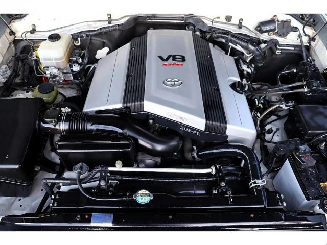 ランドクルーザー１００ ＶＸリミテッド　ＦＬＥＸオリジナルカスタム　Ｒｅｎｏｃａ１０６　角目フェイス　ムーンウォークグレー　リアゲートスムージング施工　ＤＥＡＮコロラドホイール　ＢＦＧタイヤ　パナソニック１０インチナビ　バックカメラ　ＥＴＣ（10枚目）