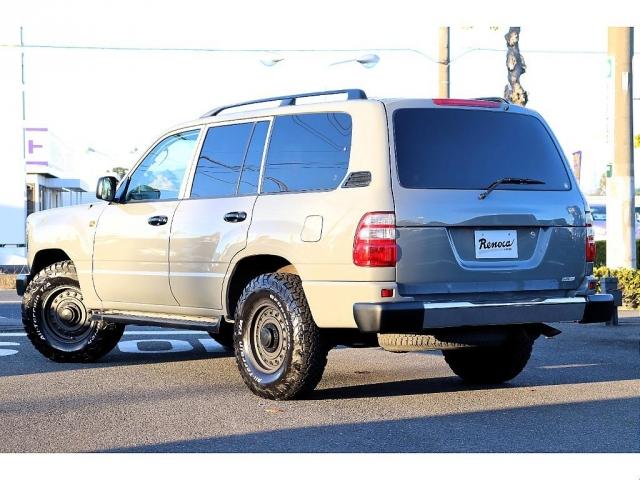 ランドクルーザー１００ ＶＸリミテッド　ＦＬＥＸオリジナルカスタム　Ｒｅｎｏｃａ１０６　角目フェイス　ムーンウォークグレー　リアゲートスムージング施工　ＤＥＡＮコロラドホイール　ＢＦＧタイヤ　パナソニック１０インチナビ　バックカメラ　ＥＴＣ（20枚目）