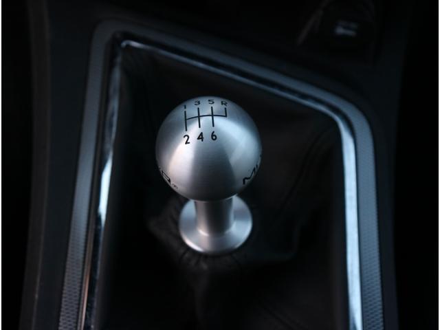 R/T プラス マニアル車 実走行自社輸入車 S2733(32枚目)
