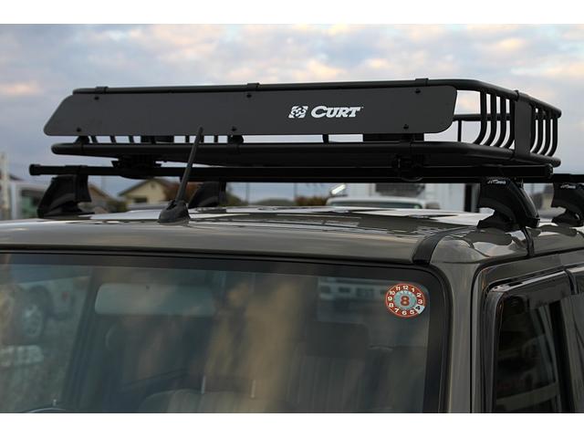 アルトラパン モード ドレスダウンカスタム レトロスタイル オールペイント ちょいリフトアップ 黒てっちん&マッドタイヤ新品 ルーフバスケット ウッドコンビステア&ウッドパネル レッドテール キーレス 整備渡し 保証付(11枚目)