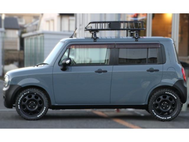 アルトラパン T Lパッケージ ターボ ドレスダウンカスタム レトロスタイル オールペイント ちょいリフトアップ 黒てっちん&マッドタイヤ ルーフバスケット レッドテール スマートキー キセノンライト 記録簿付 整備保証付販売(3枚目)