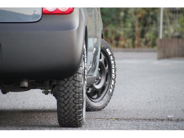 アルトラパン T Lパッケージ ターボ ドレスダウンカスタム レトロスタイル オールペイント ちょいリフトアップ 黒てっちん&マッドタイヤ ルーフバスケット レッドテール スマートキー キセノンライト 記録簿付 整備保証付販売(7枚目)