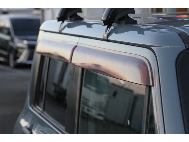 アルトラパン T Lパッケージ ターボ ドレスダウンカスタム レトロスタイル オールペイント ちょいリフトアップ 黒てっちん&マッドタイヤ ルーフバスケット レッドテール スマートキー キセノンライト 記録簿付 整備保証付販売(10枚目)