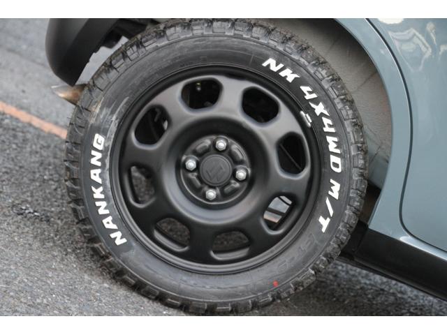 アルトラパン T Lパッケージ ターボ ドレスダウンカスタム レトロスタイル オールペイント ちょいリフトアップ 黒てっちん&マッドタイヤ ルーフバスケット レッドテール スマートキー キセノンライト 記録簿付 整備保証付販売(14枚目)