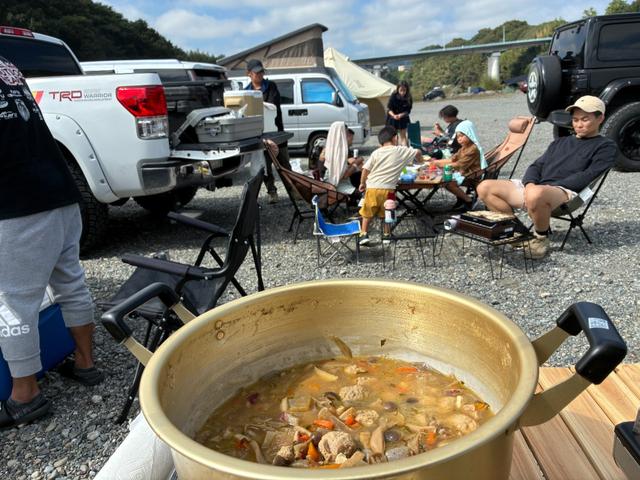 定期的にアメ車・逆輸入車で楽しいイベント開催しております！他社購入のアメ車や中古並行を購入しトラブル困ってる方も気軽に本物志向・新車並行＆ディーラー車専門カリフォルニアスタイルに相談ください！