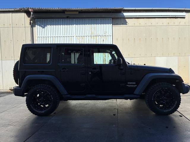 ジープ・ラングラーアンリミテッド スポーツ　正規輸入車　アメ車＆国産車＆欧州車・強化買取中（8枚目）