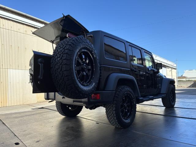 ジープ・ラングラーアンリミテッド スポーツ　正規輸入車　アメ車＆国産車＆欧州車・強化買取中（9枚目）