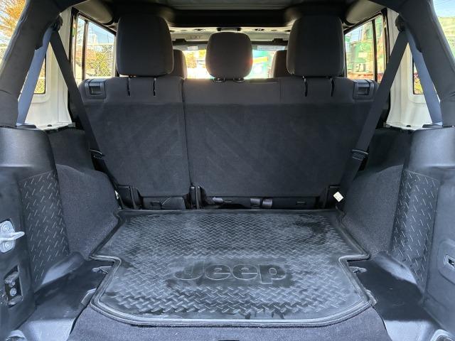 ジープ・ラングラーアンリミテッド スポーツ　正規輸入車　アメ車＆国産車＆欧州車・強化買取中（27枚目）