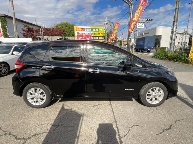 ノート ｅ－パワー　Ｘ　ＡＣ　ＰＳ　ＰＷ　キーレス　衝突軽減　全方位カメラＥＴＣ　ＴＶ　ナビ　Ｂｌｕｅｔｏｏｔｈ（4枚目）