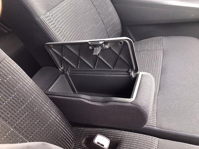 ムーヴ カスタム　Ｇ　ディーラー下取車純正ナビフルセグＴＶ　Ｂｌｕｅｔｏｏｔｈ　ＤＶＤ　ＣＤ　ＥＴＣ　プッシュスタートエコアイドルドアロック連動格納式ウィンカードアミラースマートキーフロントフォグ整備点検記録衝突安全ボディ（29枚目）