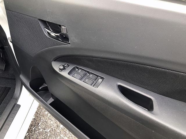 ムーヴ カスタム　Ｇ　ディーラー下取車純正ナビフルセグＴＶ　Ｂｌｕｅｔｏｏｔｈ　ＤＶＤ　ＣＤ　ＥＴＣ　プッシュスタートエコアイドルドアロック連動格納式ウィンカードアミラースマートキーフロントフォグ整備点検記録衝突安全ボディ（31枚目）