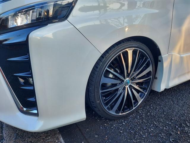 ヴォクシー ＺＳ　純正９インチナビ・テレビ・リヤカメラ・後席フリップダウンモニター・両側パワースライドドア・ミラー型前後ドラレコ・ビルトインＥＴＣ・社外車高調・社外１９インチアルミ（30枚目）