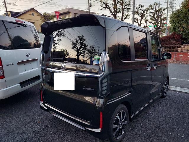 N-BOXカスタム G・Lホンダセンシング ギャザズナビ・テレビ・リヤカメラ・前後ドライブレコーダー・両側パワースライドドア・ビルトインETC・スマートキーLEDヘッドライト(3枚目)