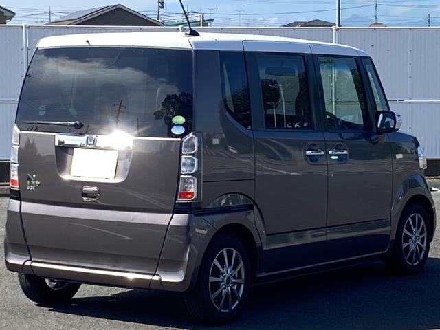 Ｎ－ＢＯＸ＋ ２トーンカラースタイル　Ｇ・ターボＬパッケージ　ナビ　バックカメラ　ブレーキアシスト　ＥＴＣ　クルーズコントロール　パドルシフト　両側パワースライド　バックカメラ　ブレーキアシスト　ＥＴＣ　クルーズコントロール　パドルシフト　両側パワースライドドア（6枚目）