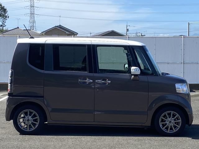 Ｎ－ＢＯＸ＋ ２トーンカラースタイル　Ｇ・ターボＬパッケージ　ナビ　バックカメラ　ブレーキアシスト　ＥＴＣ　クルーズコントロール　パドルシフト　両側パワースライド　バックカメラ　ブレーキアシスト　ＥＴＣ　クルーズコントロール　パドルシフト　両側パワースライドドア（10枚目）