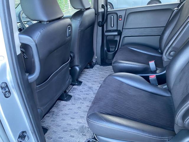 フリードハイブリッド ジャストセレクション ナビ&地デジTV バックカメラ クルーズコントロール 両側パワースライドドア ETC スマートキー Bluetooth 15インチアルミ オートライト 車検たっぷり9年8月(14枚目)