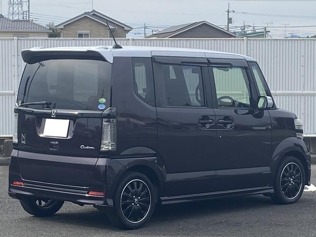 N-BOXカスタム 2トーンカラースタイル G・ターボLパッケージ 後期モデル 4WD ナビ&地デジテレビ バックカメラ ブレーキアシスト シートヒーター クルーズコントロール パドルシフト 両側パワースライドドア 15インチアルミ Bluetooth スマートキー(3枚目)