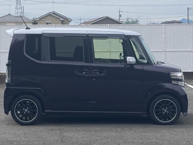 N-BOXカスタム 2トーンカラースタイル G・ターボLパッケージ 後期モデル 4WD ナビ&地デジテレビ バックカメラ ブレーキアシスト シートヒーター クルーズコントロール パドルシフト 両側パワースライドドア 15インチアルミ Bluetooth スマートキー(10枚目)