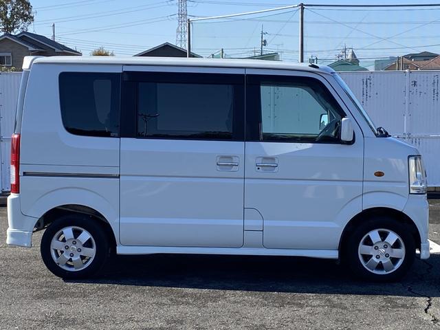 エブリイワゴン ＰＺターボ　４ＷＤ　ナビ＆テレビ　シートヒーター　左パワースライドドア　ＥＴＣ　キーレス　フォグランプ　１３インチアルミ　車検たっぷり９年１１月（10枚目）
