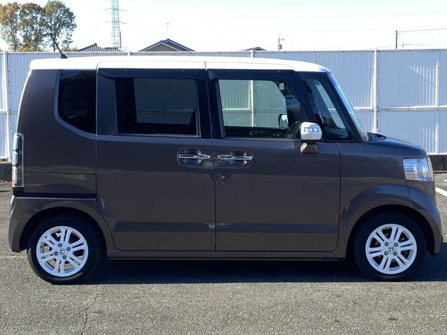 N-BOX 2トーンカラースタイル GターボSSパッケージ ナビ&地デジTV ブレーキアシスト クルーズコントロール パドルシフト 両側パワースライドドア ETC スマートキー 14インチアルミ Bluetooth 車検たっぷり9年11月(10枚目)