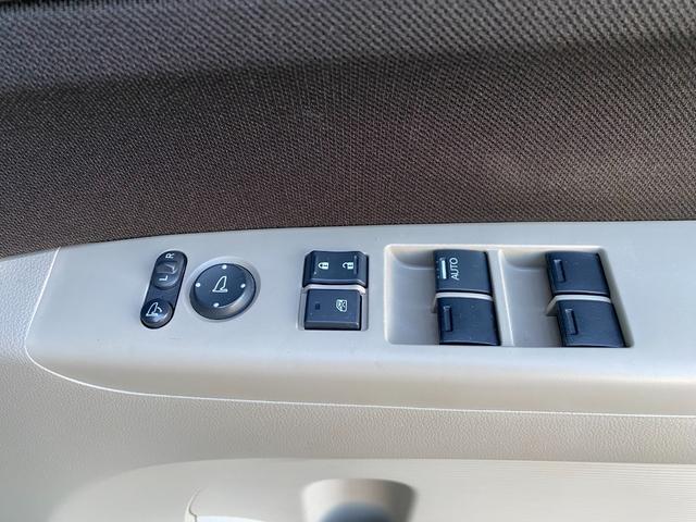 N-BOX 2トーンカラースタイル GターボSSパッケージ ナビ&地デジTV ブレーキアシスト クルーズコントロール パドルシフト 両側パワースライドドア ETC スマートキー 14インチアルミ Bluetooth 車検たっぷり9年11月(24枚目)