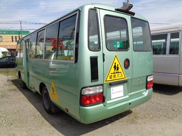 コースター 　ＸＺＢ４０　Ｎ０４Ｃ４０００ｃｃターボディーゼルエンジン　３＋３９／１．５人乗り　幼児バス　カーナビ　カセット　２ＷＤ　ＡＴ　走行距離１２６，１４７ｋｍ　時計　バックモニター　ワンセグＴＶ　クーラー（5枚目）