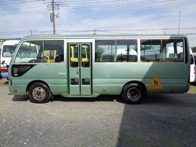 コースター 　ＸＺＢ４０　Ｎ０４Ｃ４０００ｃｃターボディーゼルエンジン　３＋３９／１．５人乗り　幼児バス　カーナビ　カセット　２ＷＤ　ＡＴ　走行距離１２６，１４７ｋｍ　時計　バックモニター　ワンセグＴＶ　クーラー（7枚目）